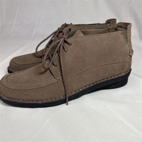 Clarks Women's Nikki Class Boot .